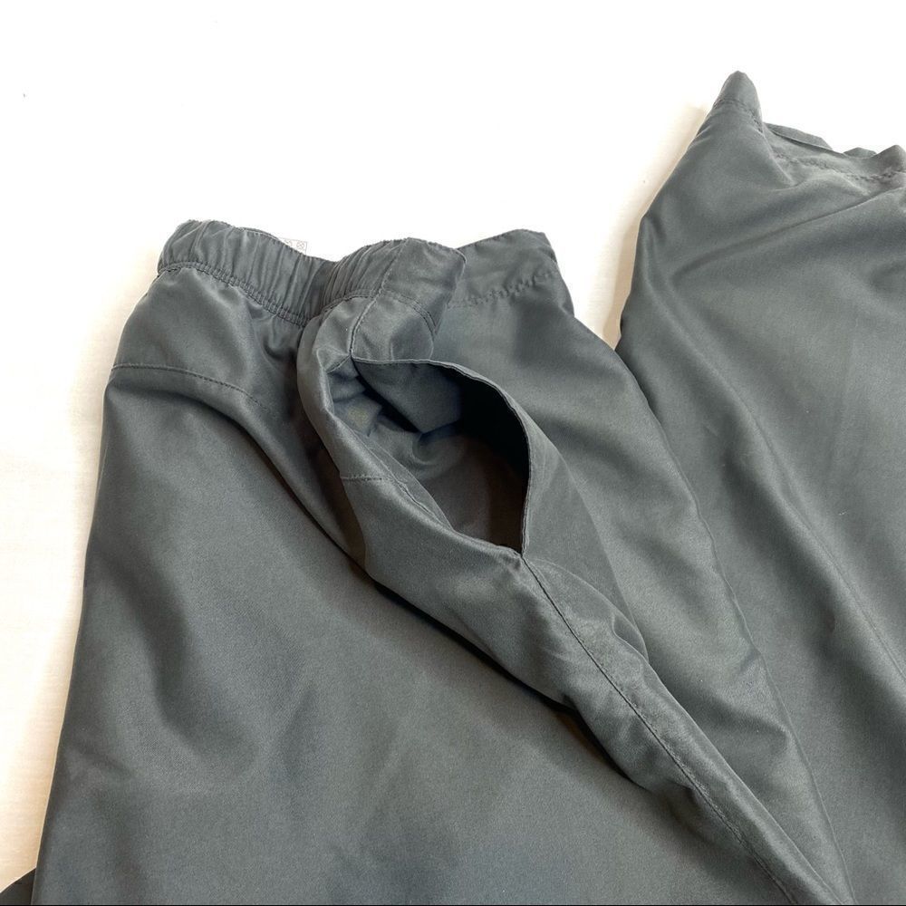 Nike gray mesh lined zipper and drawstring nylon track pants size M - Picture 9 of 16